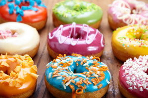 电竞圣殿再添新王EDG全员状态拉满,剑指S赛荣耀!